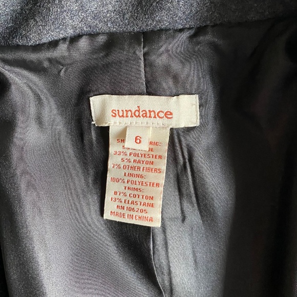 Sundance navy and gray plaid jacket with ribbed cuffs and pockets. Size 6 - Picture 8 of 11